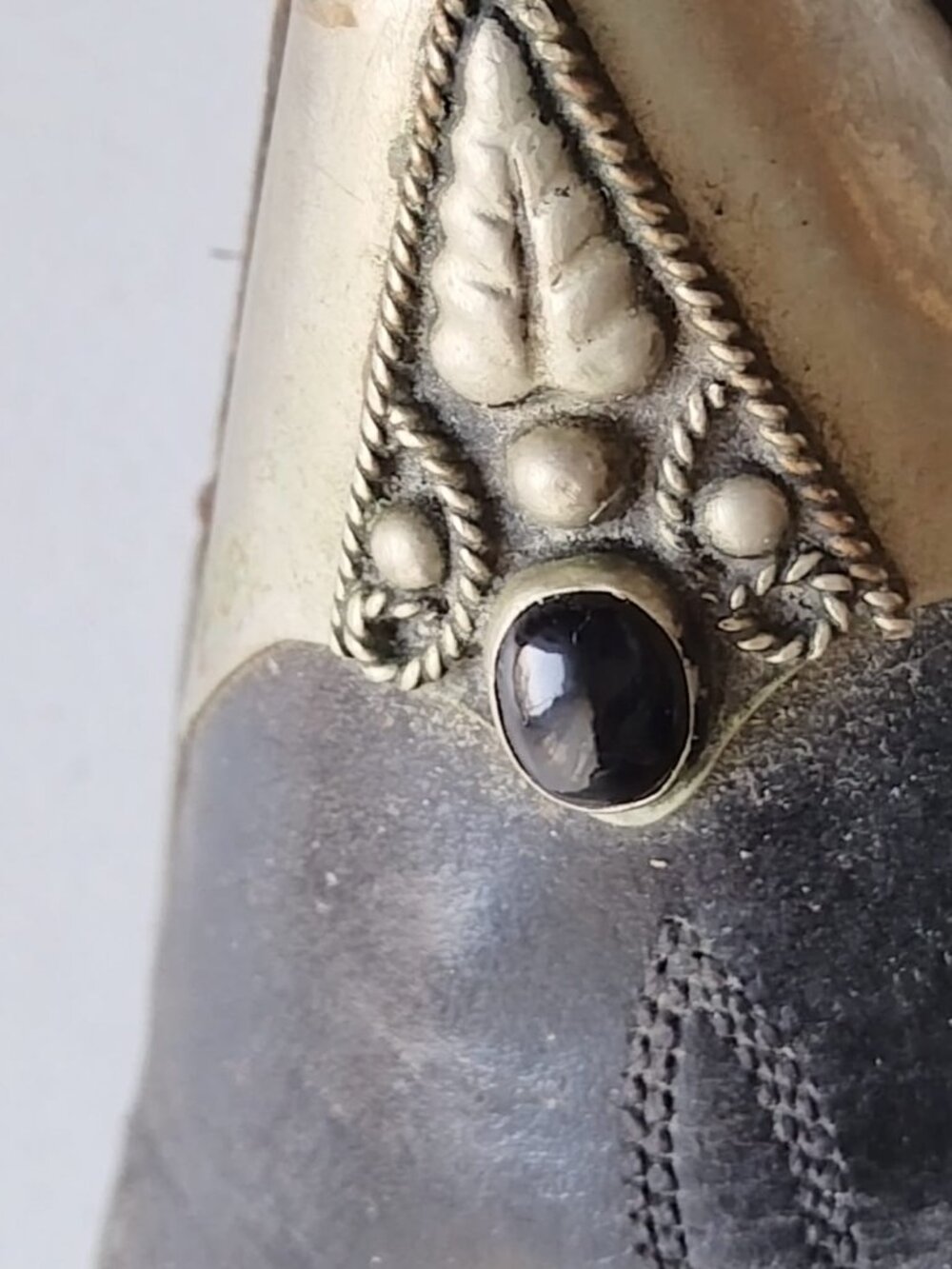 Classic Black Women's Western Cowboy Boots with Silver Toe Caps - Picture 12 of 15
